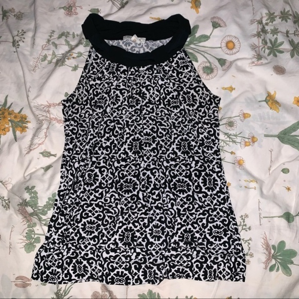 White House black market top